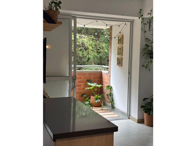 Apartamento de 2 alcobas en venta en Tablazo, Itagüí, 60 m² · foto 6 de 15
