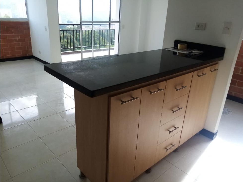 Apartamento en venta en Suramérica, Itagüí · foto 7 de 24