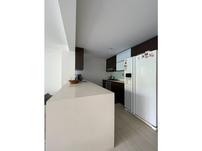 Apartamento de 3 alcobas en venta en Belén, Medellín, 95 m² · foto 4 de 9