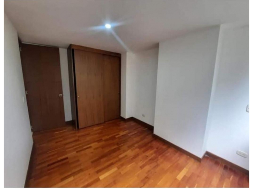 Apartamento en venta en Suramérica, Itagüí · foto 2 de 10