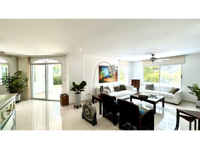 Casa de 3 alcobas en venta en Lago Del Dulzina, Santa Marta, 260 m² · foto 6 de 24