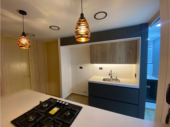 Apartamento de 2 alcobas en venta en Laureles, Medellín, 75 m² · foto 7 de 24
