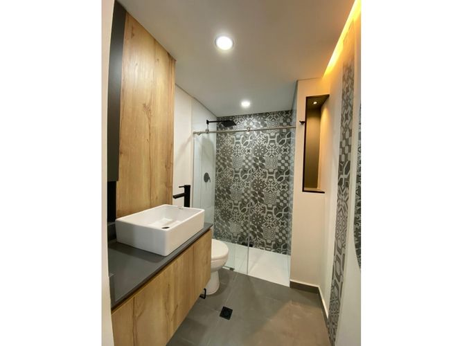 Apartamento de 2 alcobas en venta en Laureles, Medellín, 75 m² · foto 9 de 24