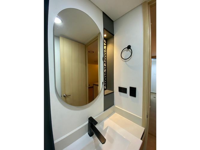 Apartamento de 2 alcobas en venta en Laureles, Medellín, 75 m² · foto 21 de 24