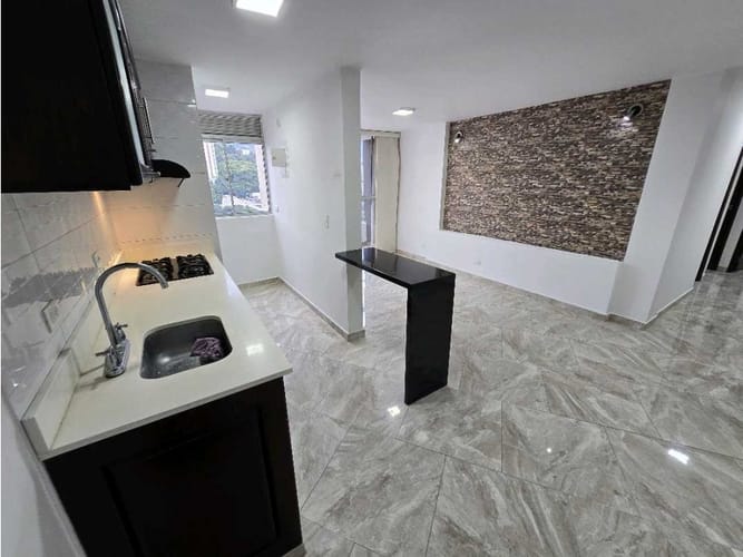 Apartamento de 3 alcobas en venta en Sabaneta Real, Sabaneta, 66 m² · foto 2 de 23