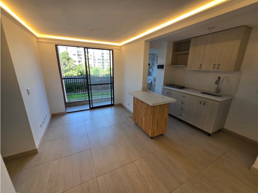 Apartamento en arriendo en Cuatro Esquinas, Rionegro · foto 2 de 12