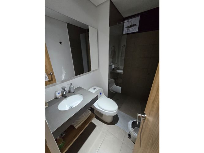 Apartamento de 3 alcobas en venta en Los Colores, Medellín, 94 m² · foto 7 de 13