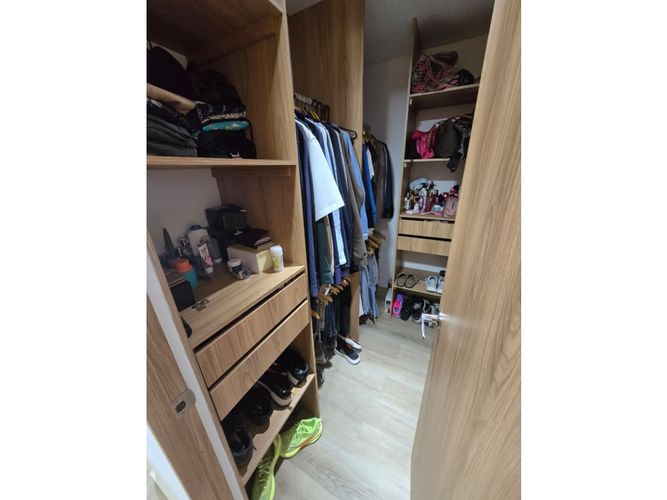 Apartamento de 3 alcobas en venta en Los Colores, Medellín, 94 m² · foto 11 de 13