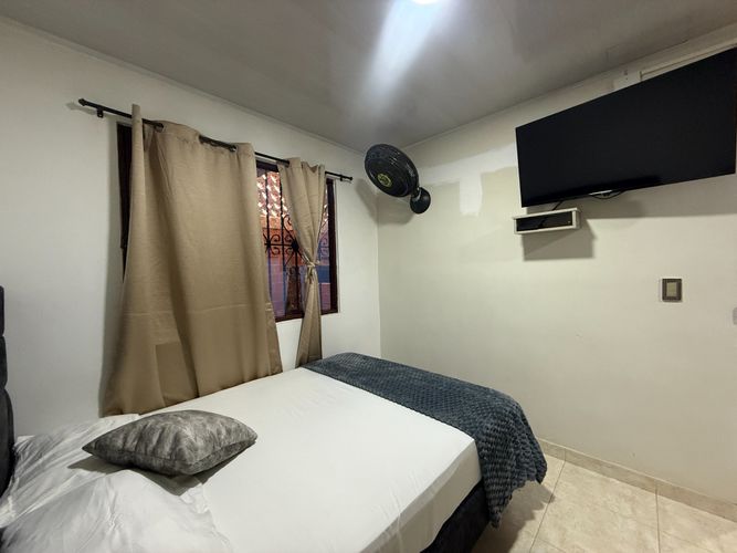 Apartaestudio en arriendo en Alameda, Cali, 25 m² · foto 2 de 8