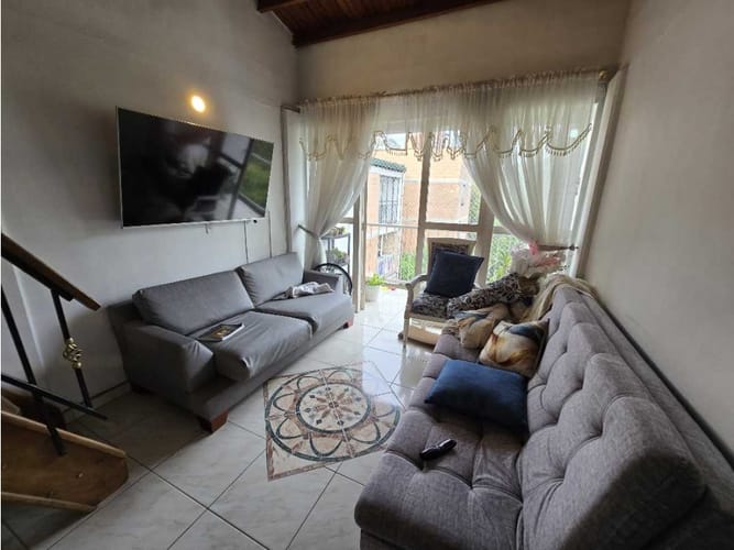 Apartamento de 3 alcobas en venta en Lopez De Mesa, Medellín, 90 m² · foto 4 de 24