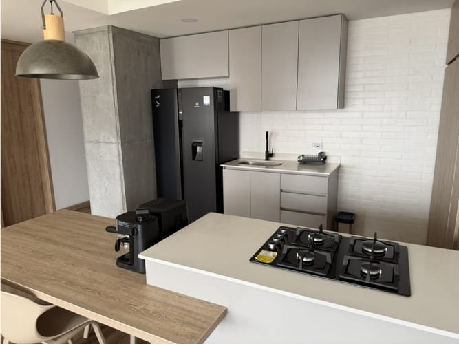 Apartamento de 1 alcoba en venta en Las Casitas, Sabaneta, 64 m² · foto 4 de 24
