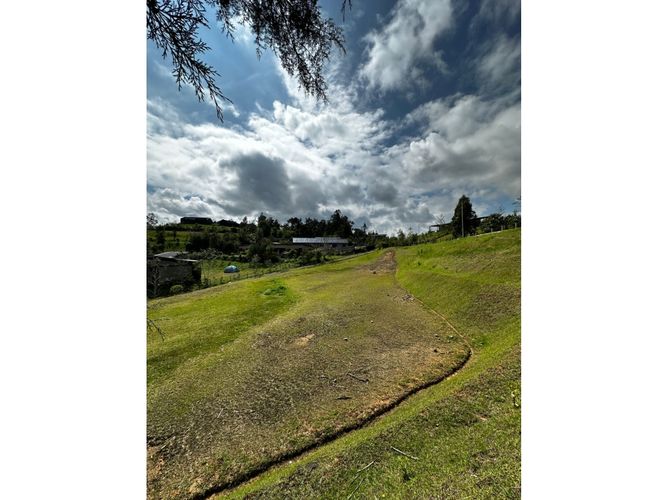 Lote en venta en Pantanillo, El Retiro, 2905 m² · foto 3 de 4