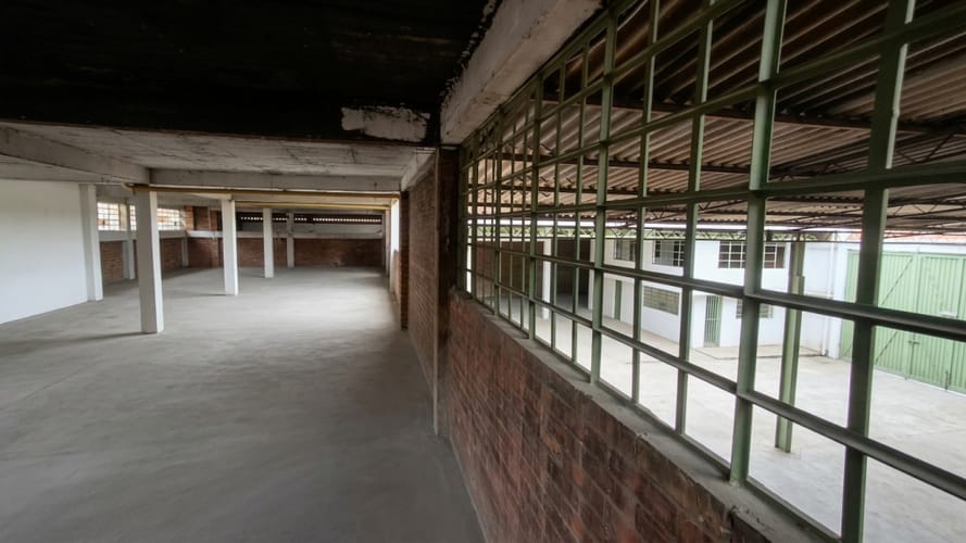 Bodega en venta en Jardin De Los Rosales, Soacha, 860 m² · foto 23 de 24