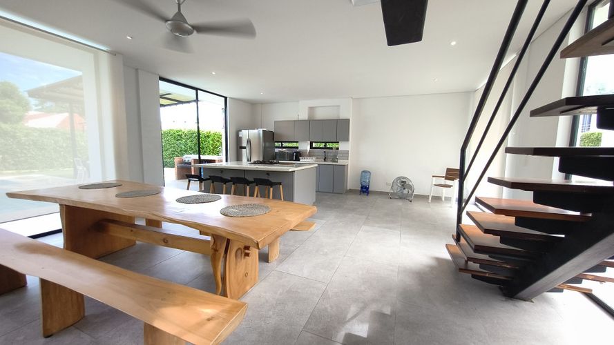 Casa de 4 alcobas en venta en Ricaurte, Ricaurte, 220 m² · foto 7 de 24