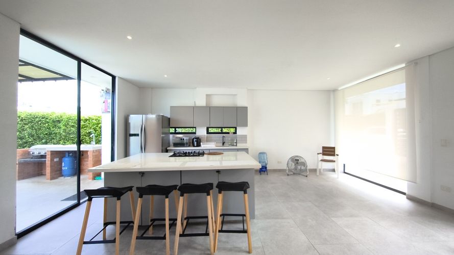 Casa de 4 alcobas en venta en Ricaurte, Ricaurte, 220 m² · foto 10 de 24