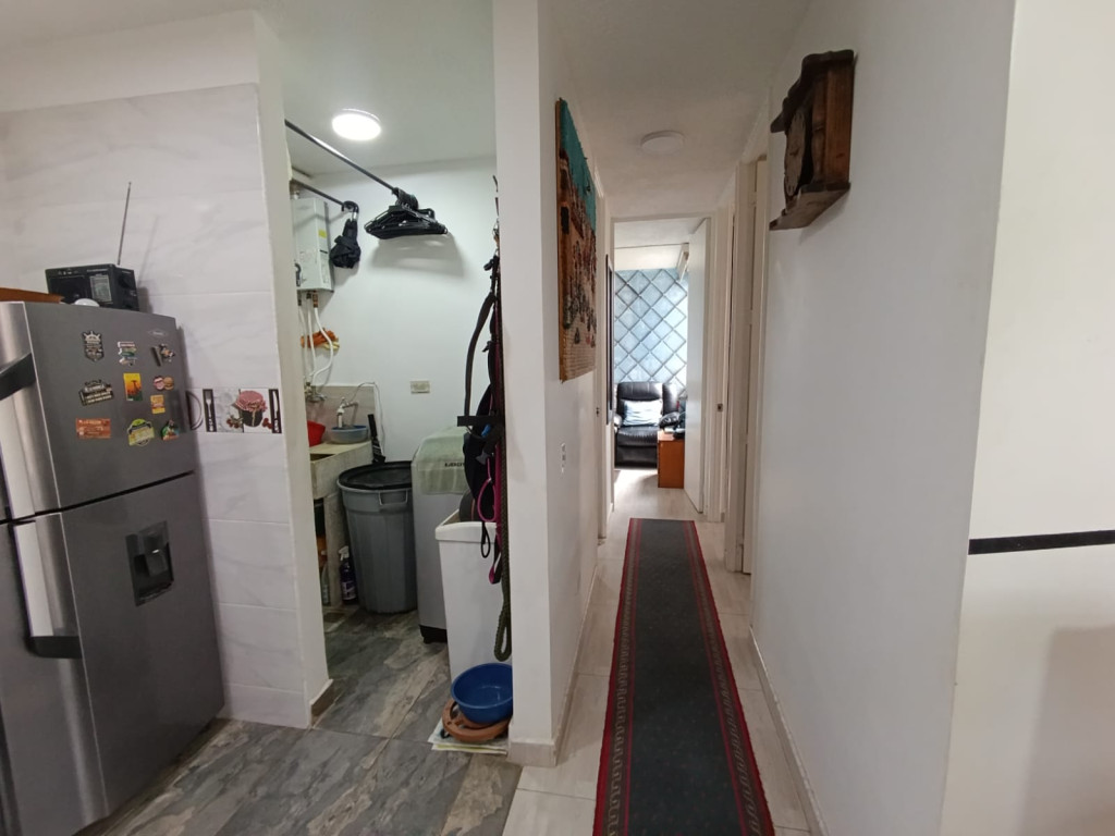 Apartamento en venta en Compartir, Bogotá · foto 2 de 15
