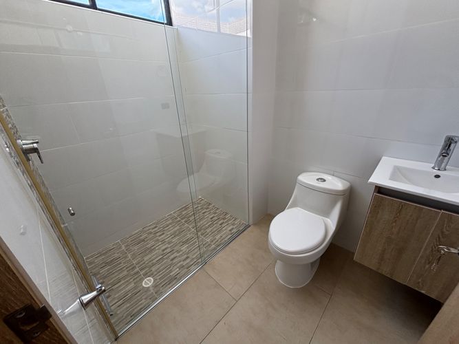 Apartamento de 3 alcobas en venta en Altos De Santa Helena, Ibagué, 166 m² · foto 11 de 13