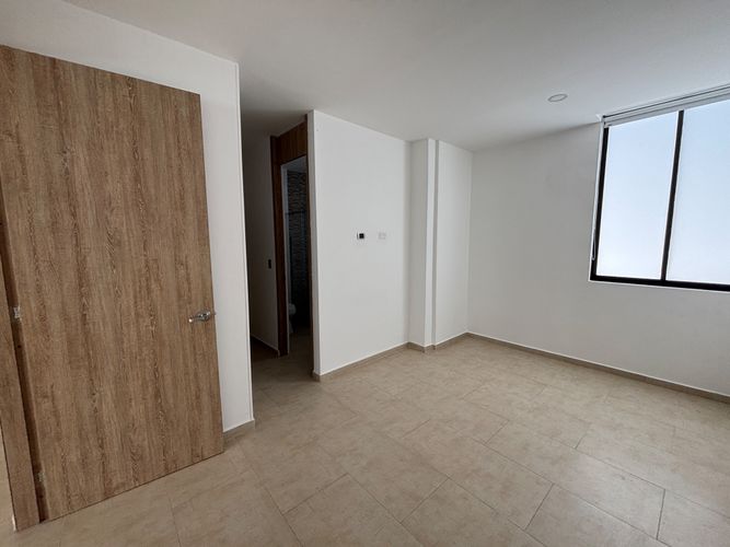 Apartamento de 3 alcobas en venta en Altos De Santa Helena, Ibagué, 166 m² · foto 9 de 13