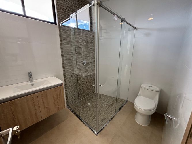 Apartamento de 3 alcobas en venta en Altos De Santa Helena, Ibagué, 166 m² · foto 6 de 13