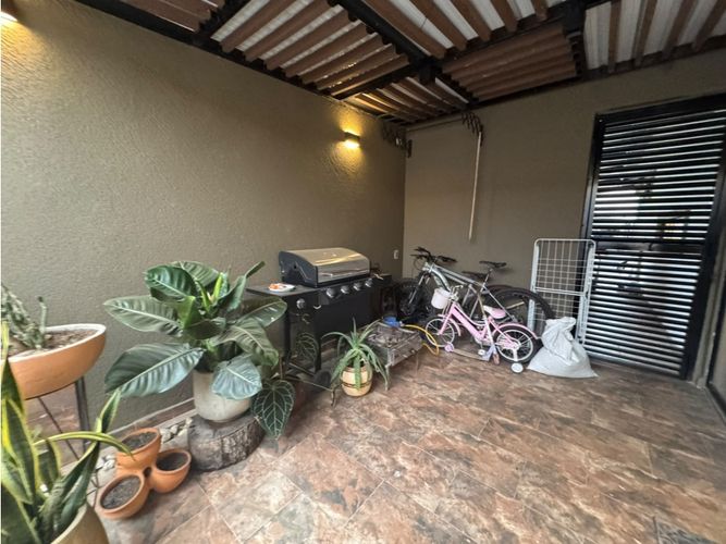 Casa de 4 alcobas en venta en Las Mercedes, Jamundí, 320 m² · foto 5 de 21