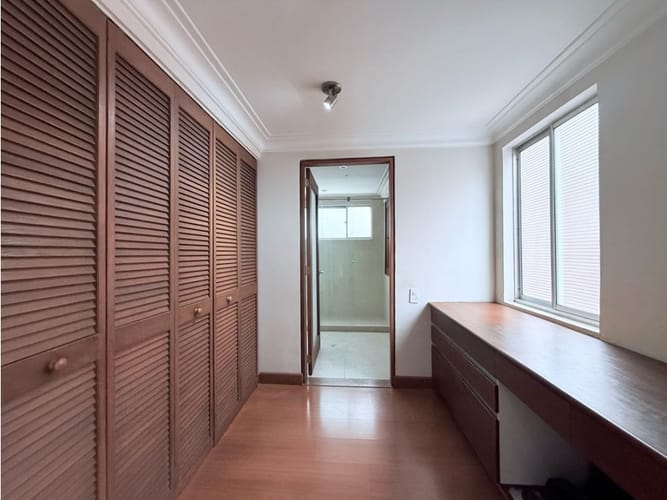 Apartamento de 3 alcobas en venta en Molinos Norte, Bogotá, 175 m² · foto 14 de 24
