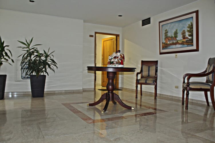 Apartamento de 3 alcobas en venta en Santa Barbara, Bogotá, 188 m² · foto 20 de 24