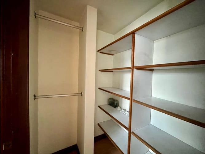 Apartamento en venta en El Poblado, Medellín · foto 13 de 24