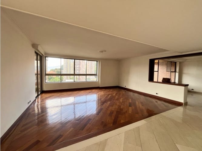 Apartamento en venta en El Poblado, Medellín · foto 15 de 24