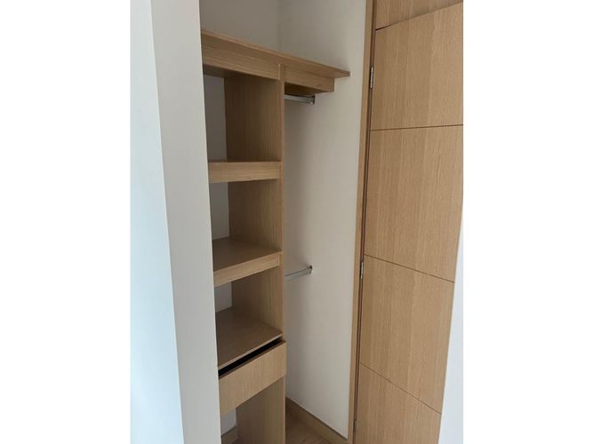 Apartamento de 3 alcobas en venta en Bello, 80 m² · foto 6 de 21
