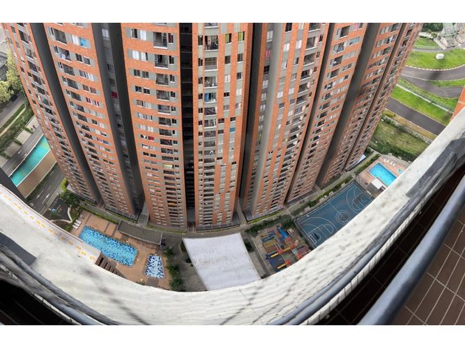 Apartamento de 3 alcobas en venta en Bello, 80 m² · foto 18 de 21