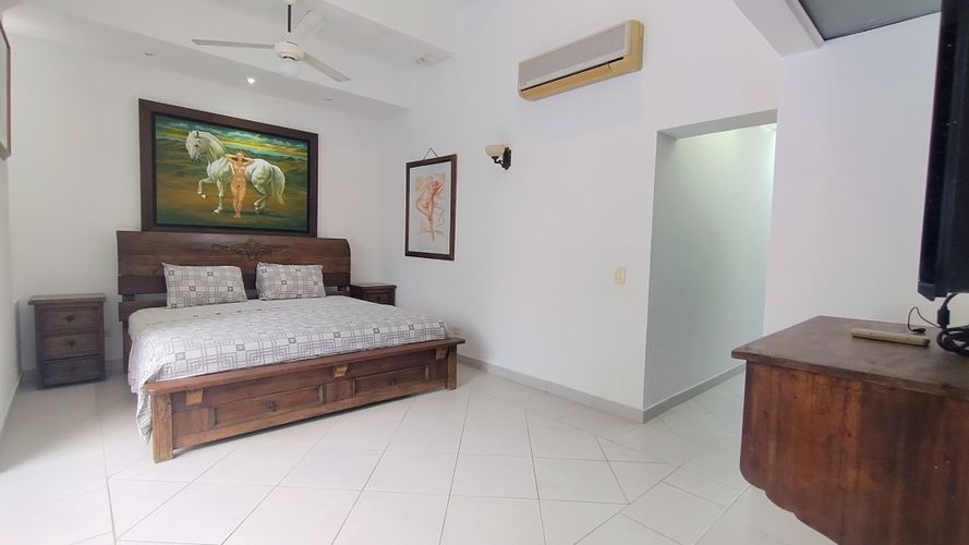 Casa de 8 alcobas en venta en Girardot, Girardot, 647 m² · foto 19 de 24