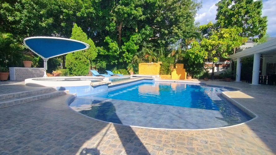 Casa de 5 alcobas en venta en Girardot, Girardot, 780 m² · foto 3 de 24