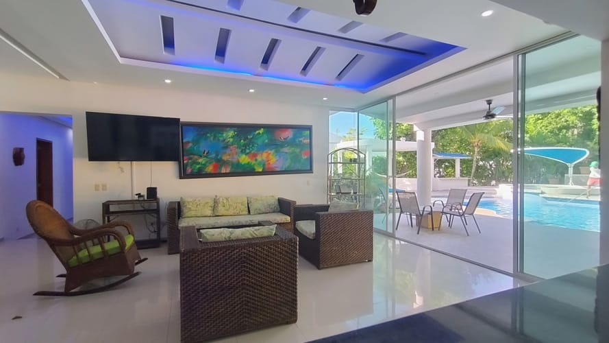 Casa de 5 alcobas en venta en Girardot, Girardot, 780 m² · foto 6 de 24