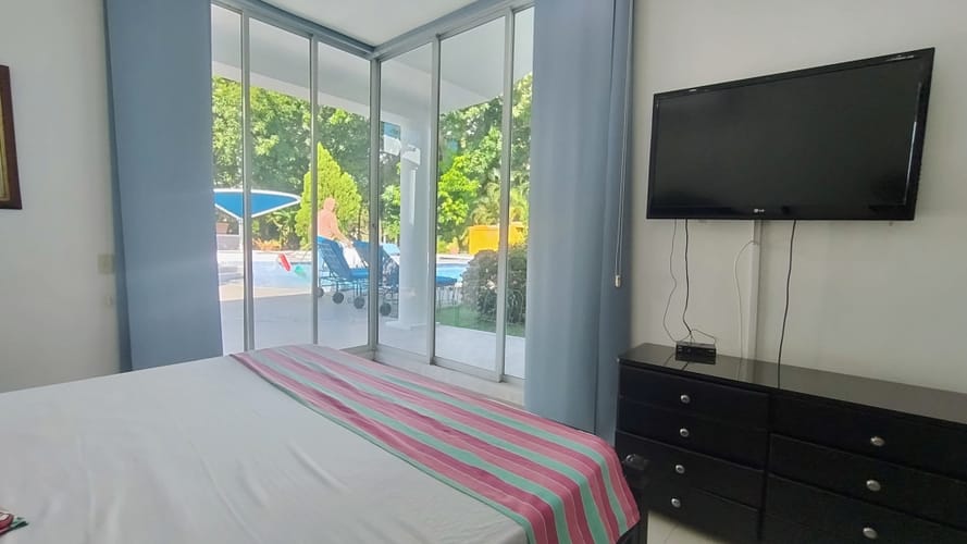 Casa de 5 alcobas en venta en Girardot, Girardot, 780 m² · foto 11 de 24