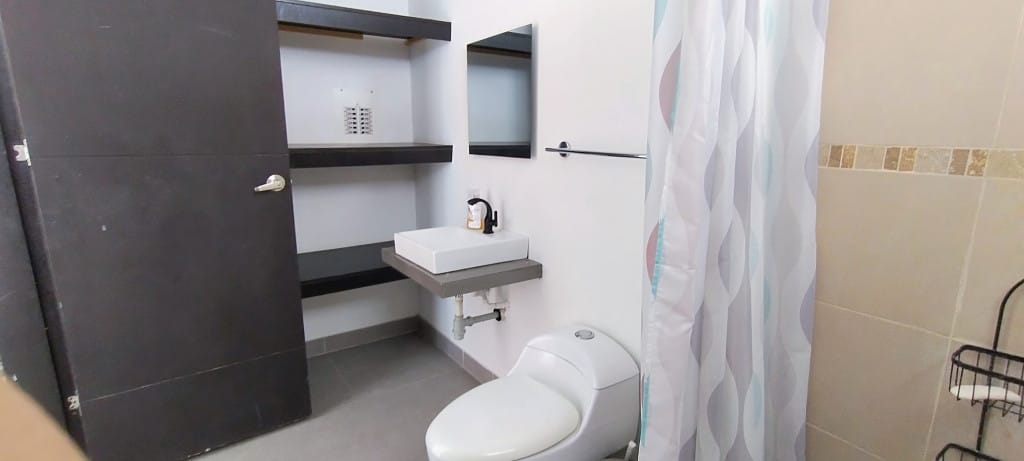 Casa de 4 alcobas en venta en Ricaurte, Ricaurte, 400 m² · foto 11 de 24