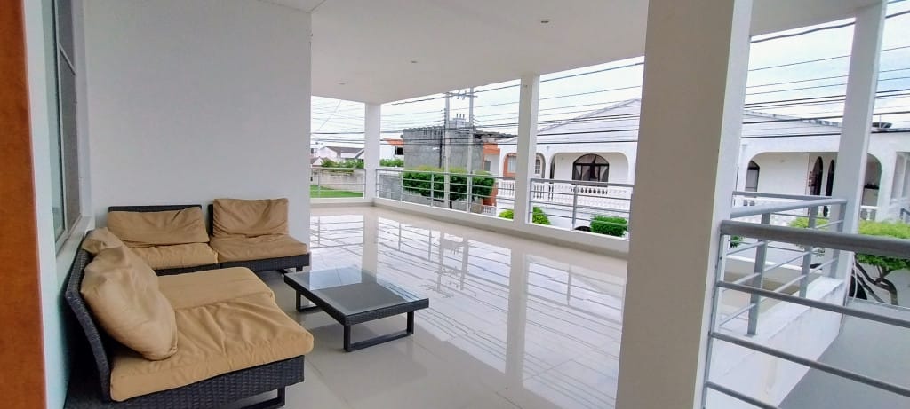 Casa de 4 alcobas en venta en Ricaurte, Ricaurte, 400 m² · foto 22 de 24
