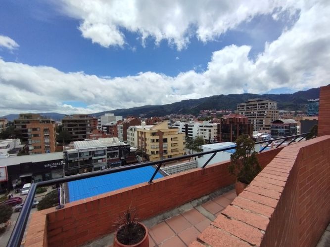 Apartaestudio en venta en Chicó Navarra, Bogotá, 55 m² · foto 18 de 22