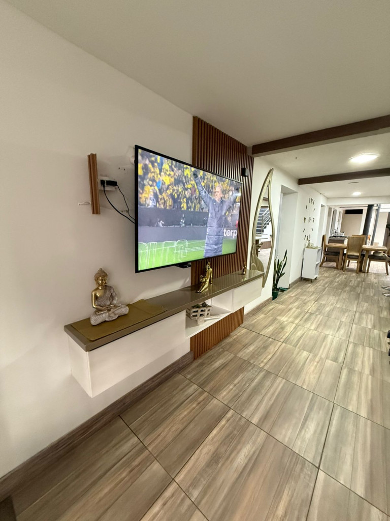 Casa en venta en San Luis, Bogotá · foto 3 de 19