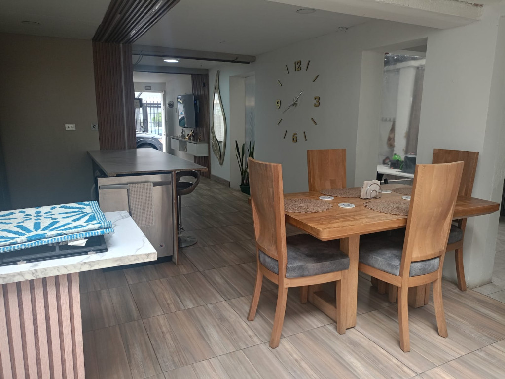 Casa en venta en San Luis, Bogotá · foto 9 de 19