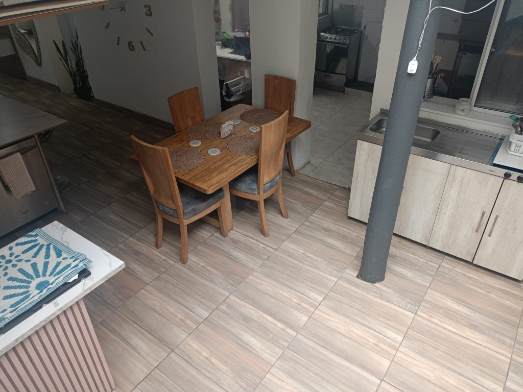 Casa en venta en San Luis, Bogotá · foto 10 de 19