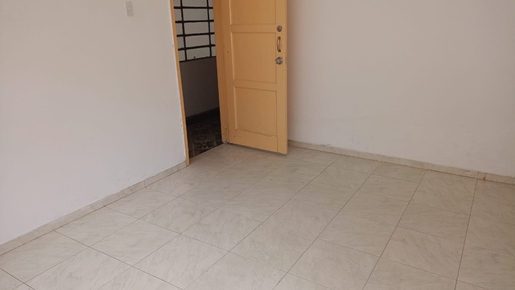 Casa en venta en San Jose Sur, Bogotá · foto 4 de 24