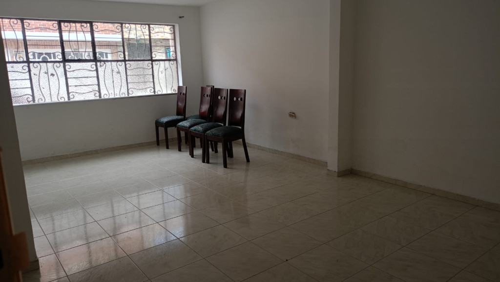 Casa en venta en San Jose Sur, Bogotá · foto 7 de 24
