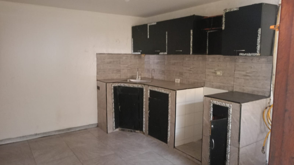 Casa en venta en San Jose Sur, Bogotá · foto 13 de 24