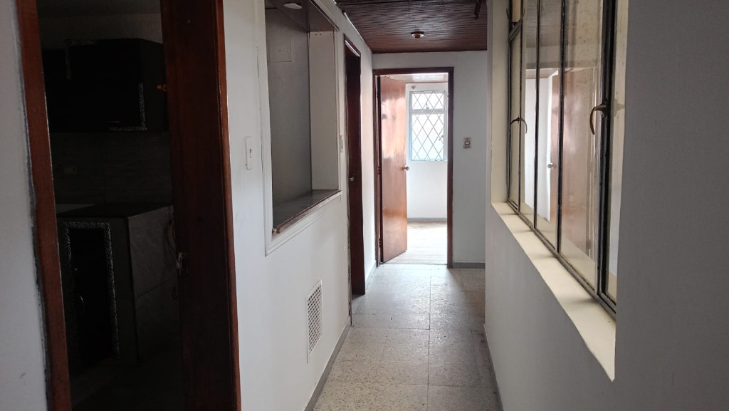 Casa en venta en San Jose Sur, Bogotá · foto 15 de 24