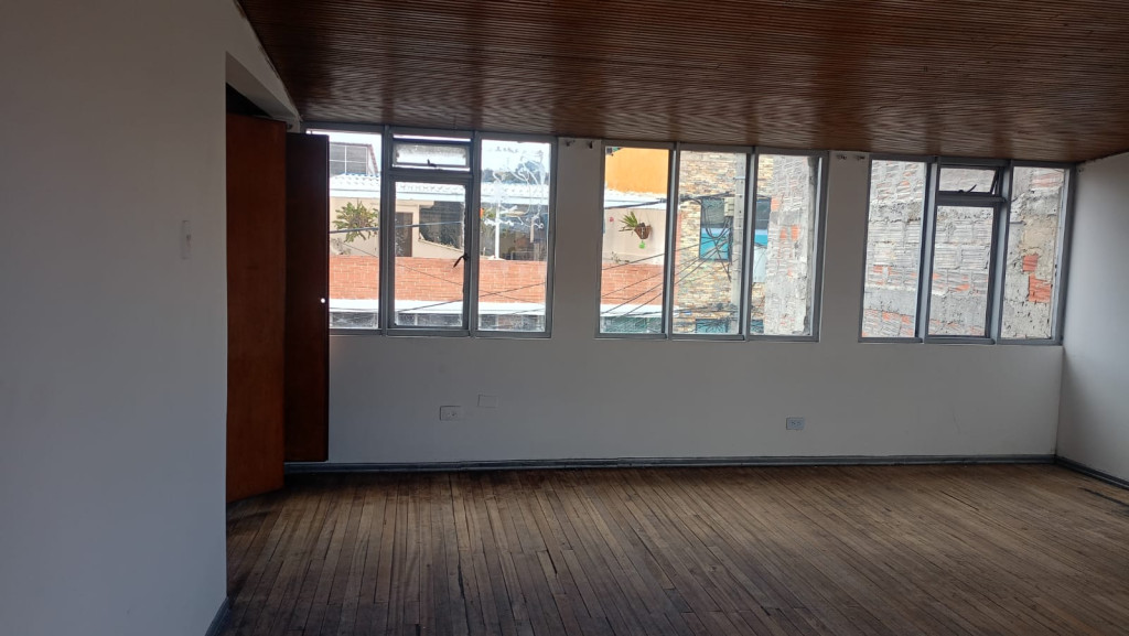 Casa en venta en San Jose Sur, Bogotá · foto 20 de 24