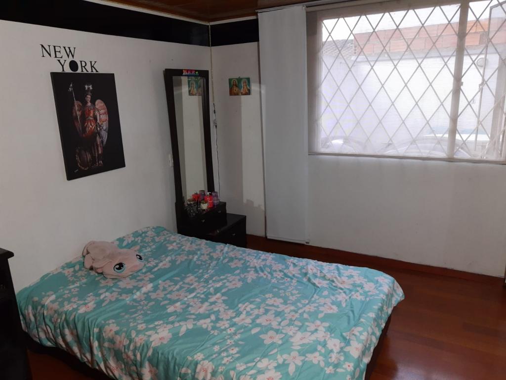 Casa en venta en La Floresta, Bogotá · foto 8 de 18