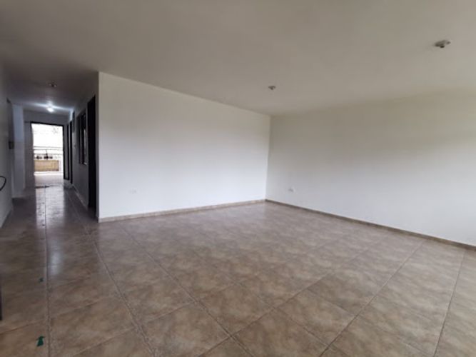 Oficina en arriendo en San Vicente, Cali, 160 m² · foto 7 de 24