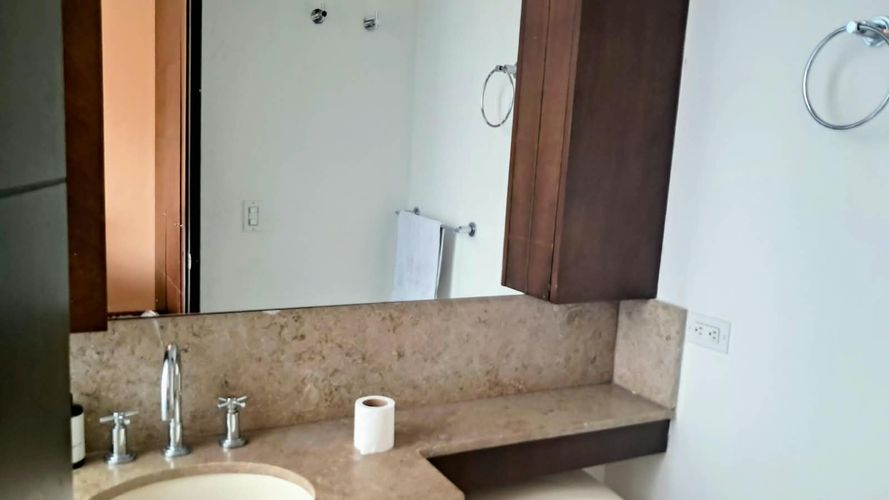 Apartamento de 3 alcobas en venta en El Virrey, Bogotá, 227 m² · foto 21 de 21