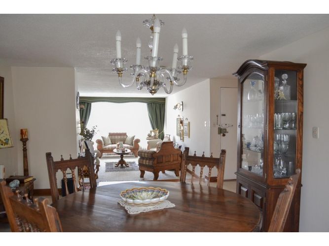 Casa de 4 alcobas en venta en Pontevedra, Bogotá, 287 m² · foto 7 de 23