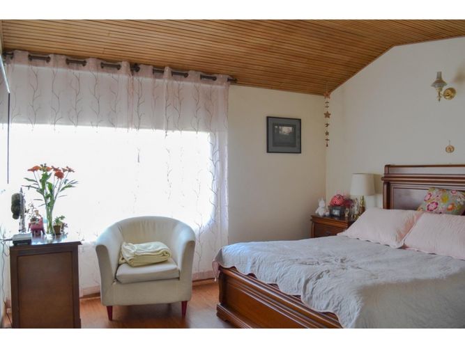 Casa de 4 alcobas en venta en Pontevedra, Bogotá, 287 m² · foto 8 de 23
